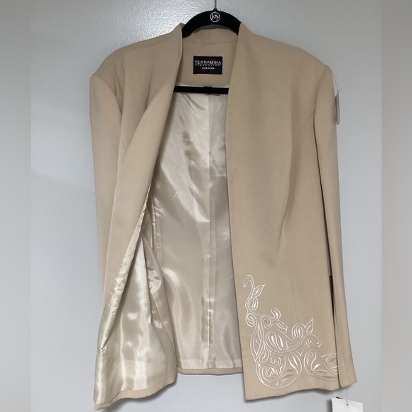 New Terramina Jacket Suit Women 2 Piece Size 14 Brown Color - Picture 15 of 15